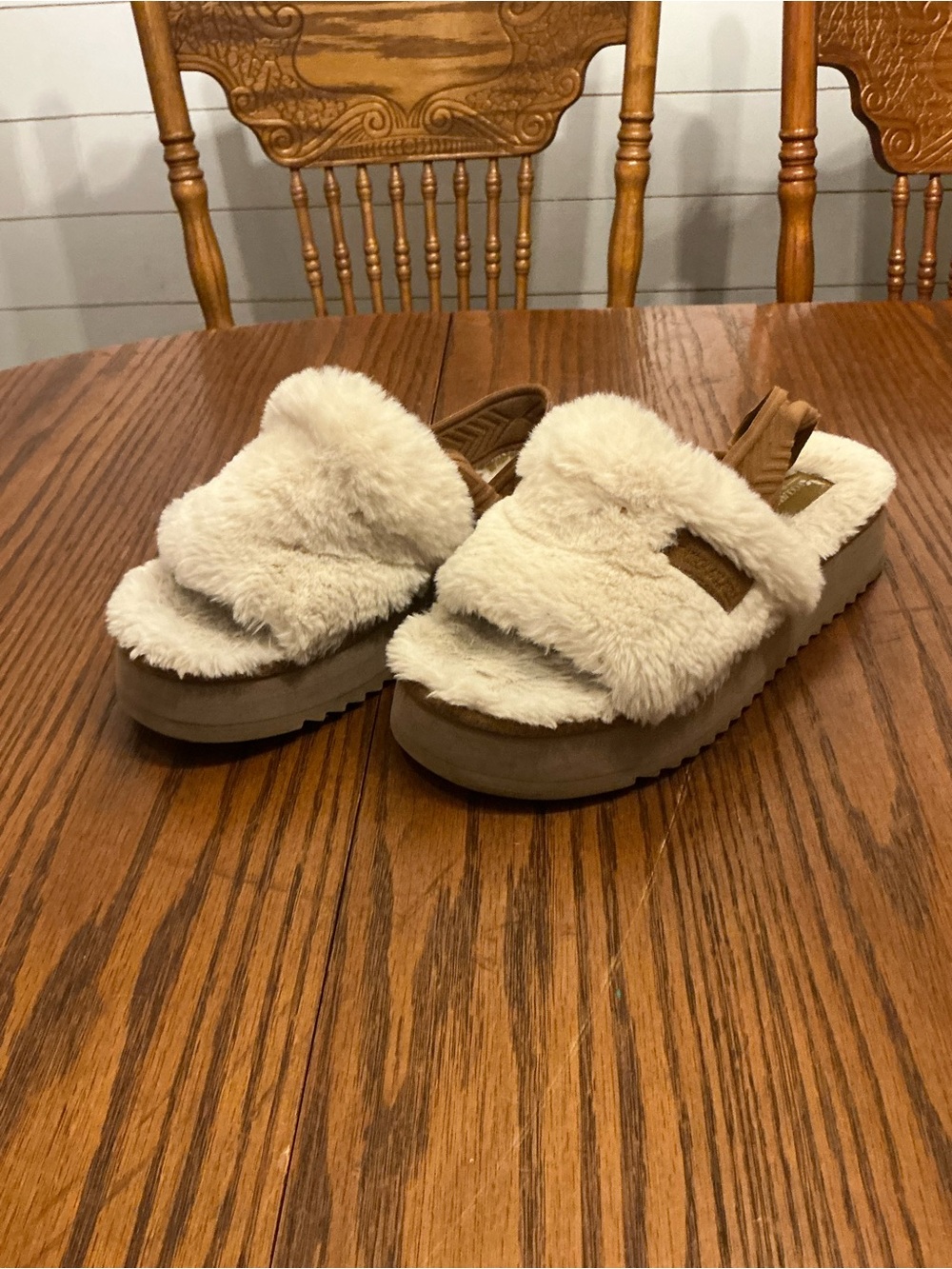 Koolaburra by UGG fuzz’n ll Slide Sandals Beige/Brown Womens 9